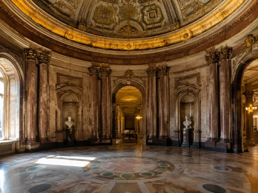 Eine Rotunde auf der Besichtigungsroute des Palais Garnier.